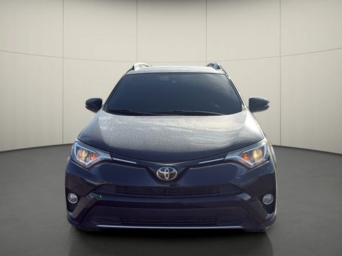 Used 2018 Toyota RAV4 XLE w/ Plus Extra Value Package AWD/4WD image 2