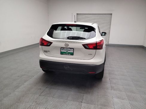 Used 2018 Nissan Rogue Sport S w/ S Appearance Package AWD/4WD image 7