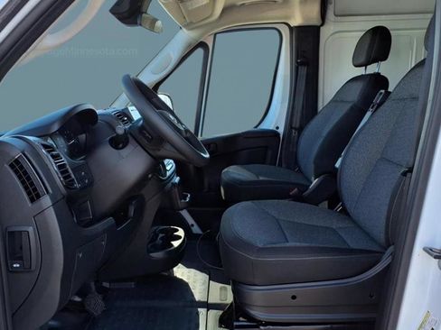 New 2025 RAM ProMaster 2500 w/ Convenience Group FWD image 6