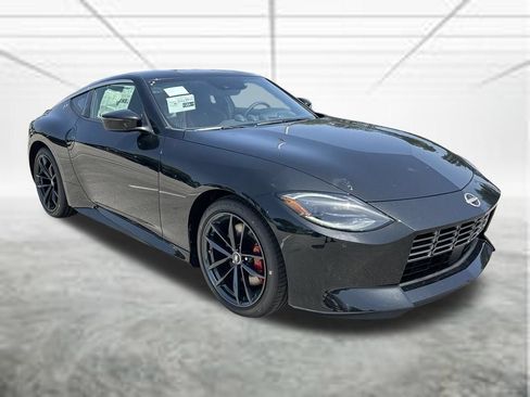 New 2026 Nissan Z Performance w/ Floor Mat Package RWD image 3