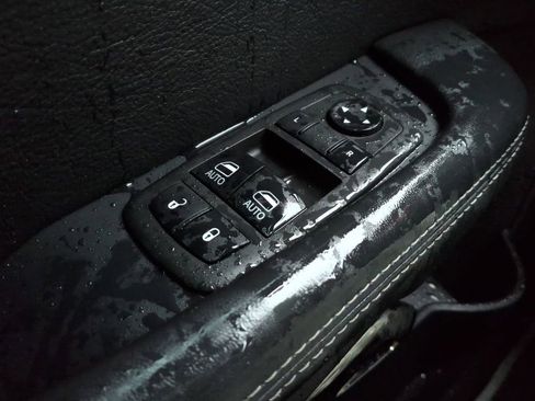 Used 2022 Dodge Challenger SRT Hellcat RWD image 28