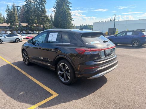 Used 2022 Audi Q4 e-tron Premium Plus AWD/4WD image 3