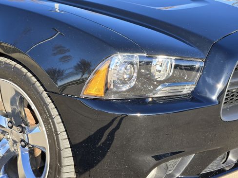 Used 2014 Dodge Charger R/T image 5