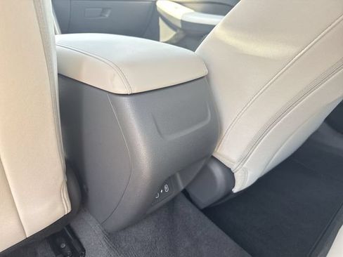 Used 2025 Hyundai Sonata SE FWD image 20
