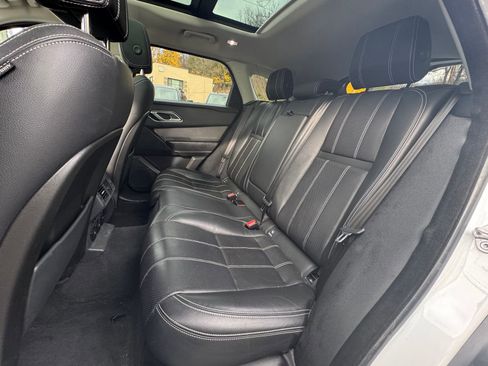 Used 2018 Land Rover Range Rover Velar S image 14
