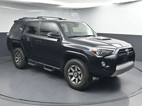 Used 2023 Toyota 4Runner TRD Off-Road Premium w/ Moonroof Package AWD/4WD image 1