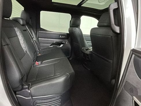 Used 2025 Toyota Tundra Limited AWD/4WD image 30