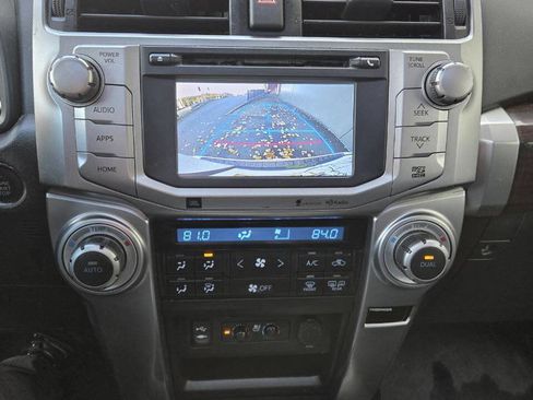 Used 2014 Toyota 4Runner Limited image 15