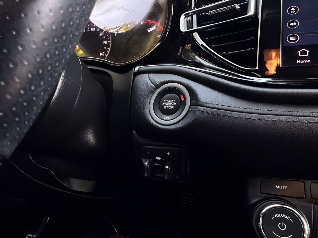 Used 2022 Dodge Durango Citadel RWD image 14