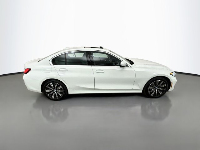 Used 2026 BMW 330i xDrive Sedan w/ Convenience Package AWD/4WD image 8