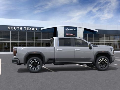 New 2026 GMC Sierra 2500 Denali Ultimate AWD/4WD image 5