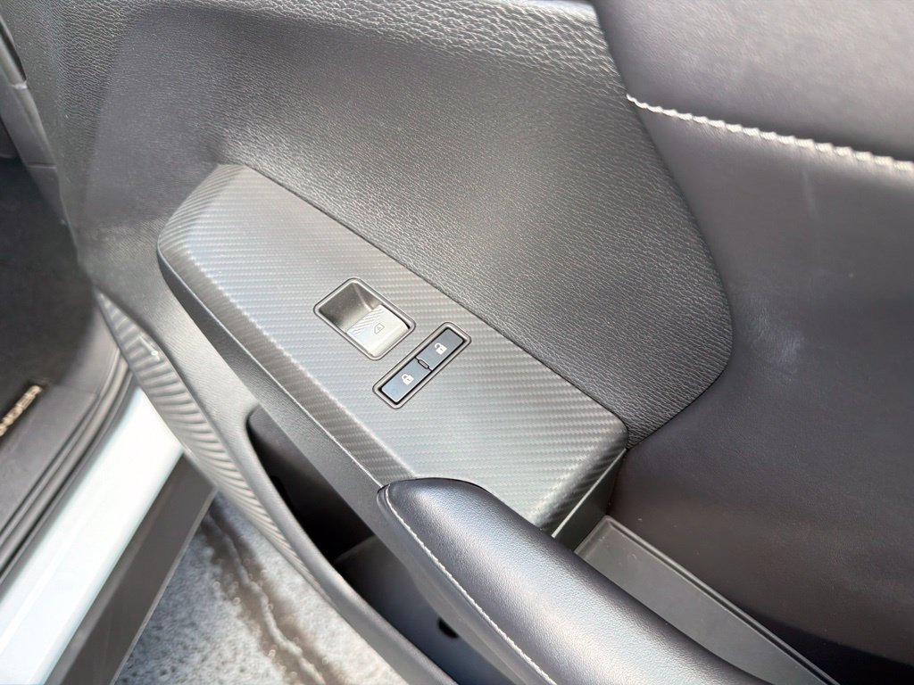 Used 2025 Mitsubishi Outlander SE AWD/4WD image 29