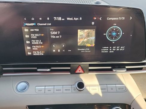 Used 2024 Hyundai Elantra Limited FWD image 16