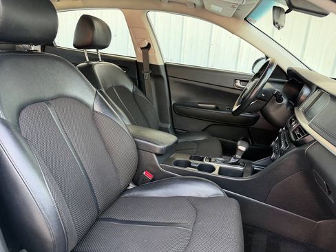 Used 2020 Kia Optima S FWD image 15