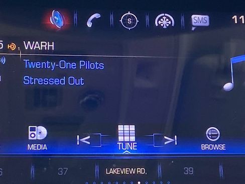 Used 2016 Cadillac Escalade Luxury AWD/4WD image 14