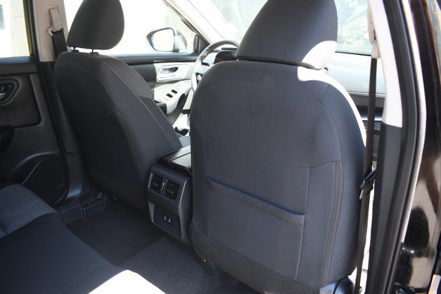 Used 2026 Nissan Rogue SV AWD/4WD image 27