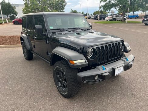 Used 2023 Jeep Wrangler Unlimited w/ Cold Weather Group AWD/4WD image 7