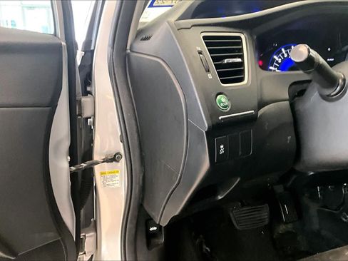 Used 2014 Honda Civic LX image 29