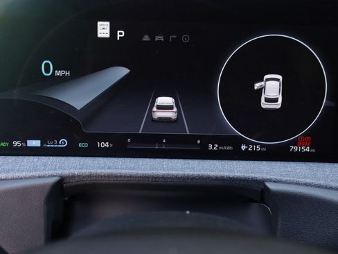 Used 2023 Kia EV6 Wind RWD image 17