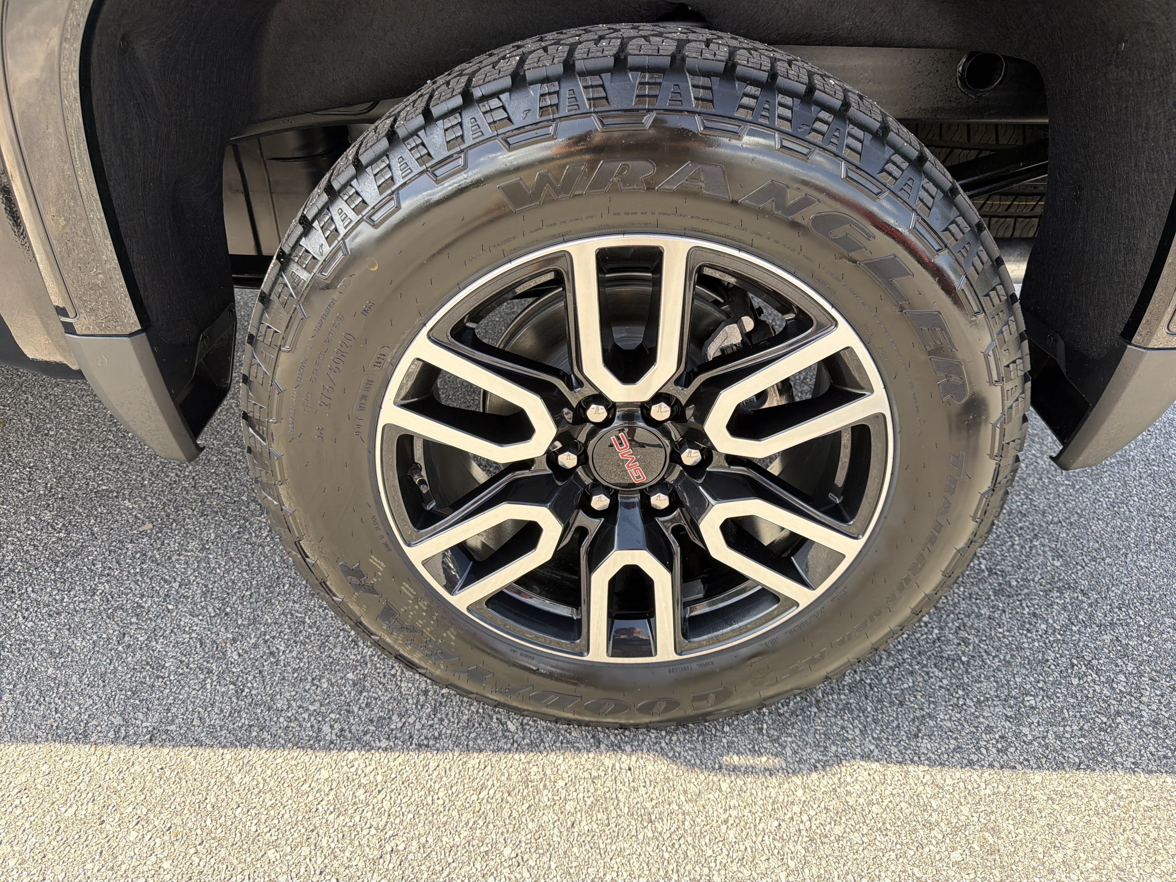 New 2026 GMC Sierra 1500 AT4 w/ AT4 Premium Package AWD/4WD image 20