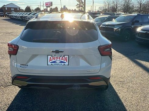New 2026 Chevrolet Trax ACTIV w/ Sunroof Package image 6