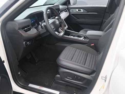 Used 2026 Ford Explorer ST-Line RWD image 14