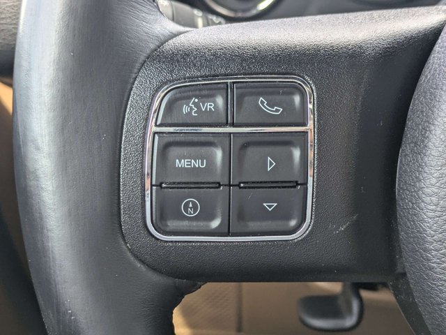 Used 2017 Jeep Wrangler Unlimited Sahara w/ Connectivity Group AWD/4WD image 19