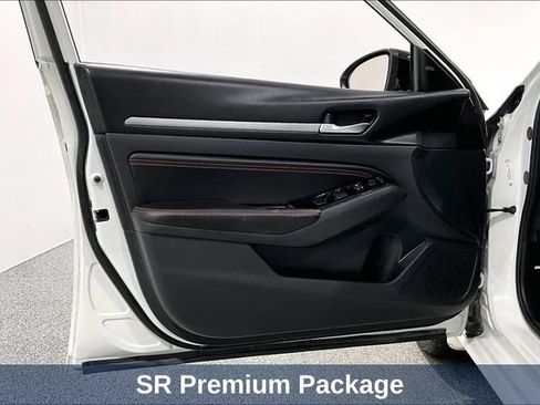 Used 2023 Nissan Altima 2.5 SR AWD/4WD image 26