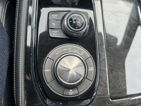 Used 2020 INFINITI QX80 Luxe image 30