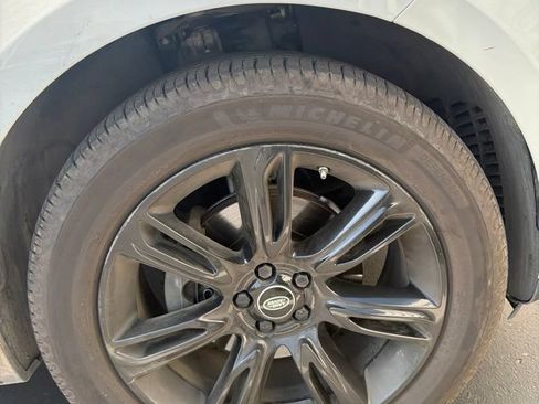 Used 2020 Land Rover Range Rover Velar S AWD/4WD image 5