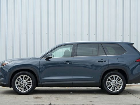 Used 2024 Toyota Grand Highlander Platinum image 53