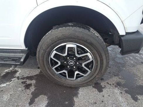 Certified 2025 Ford Bronco Outer Banks image 14