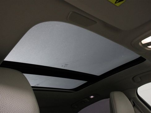 Certified 2025 Volvo S60 T8 Plus w/ Climate Package image 23