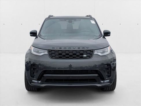 New 2025 Land Rover Discovery Dynamic SE image 6