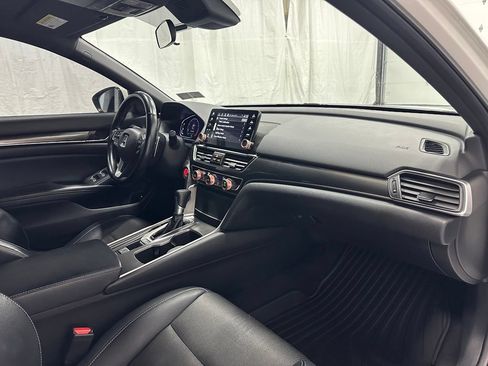Used 2018 Honda Accord Sport image 56
