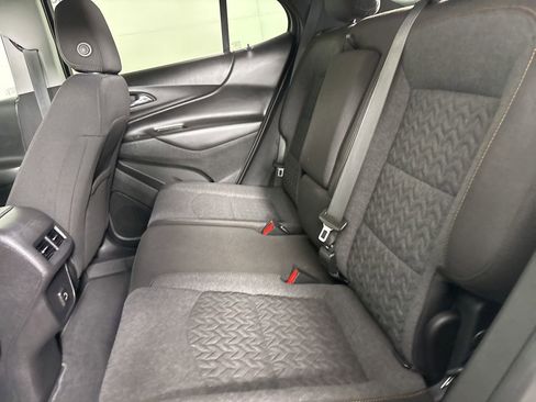 Used 2024 Chevrolet Equinox LT image 19