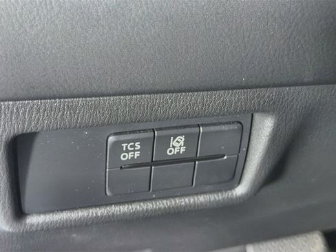 Used 2021 MAZDA CX-5 Touring FWD image 17