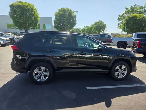 Used 2024 Toyota RAV4 XLE FWD image 4