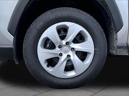 Certified 2025 Toyota RAV4 LE FWD image 11
