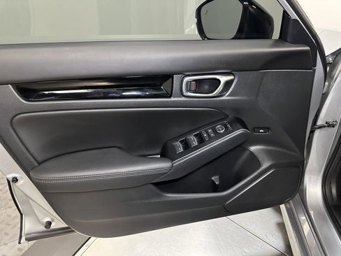 Used 2025 Honda Civic Sport Touring image 20