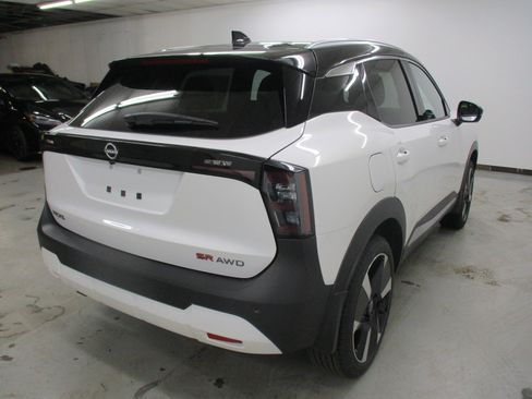 New 2026 Nissan Kicks SR w/ SR Premium Package image 5