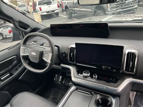 New 2026 Ford Expedition Max Platinum w/ Stealth Appearance Package image 20