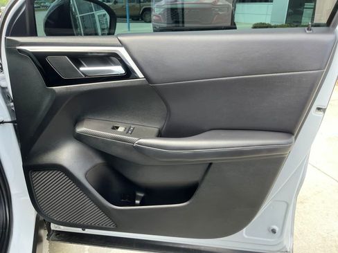 Used 2023 Mitsubishi Outlander SE Black Edition AWD/4WD image 27