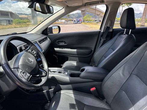 Used 2019 Honda HR-V EX-L image 12