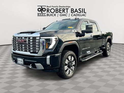 Used 2025 GMC Sierra 2500 Denali w/ Denali Reserve Package AWD/4WD image 1