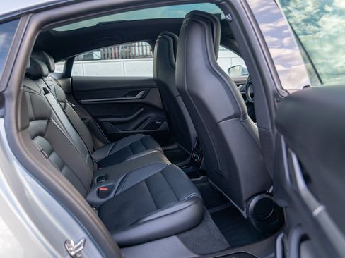 Certified 2025 Porsche Taycan AWD/4WD image 23