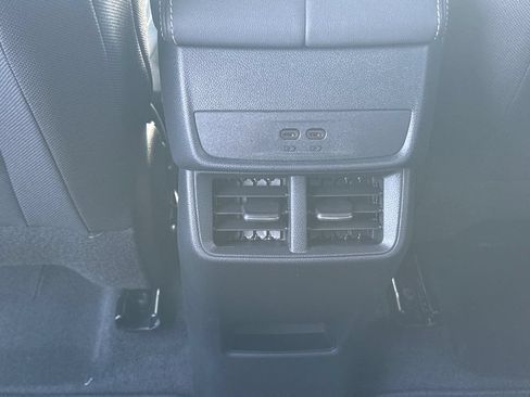New 2027 GMC Terrain Elevation w/ Technology Package II AWD/4WD image 29