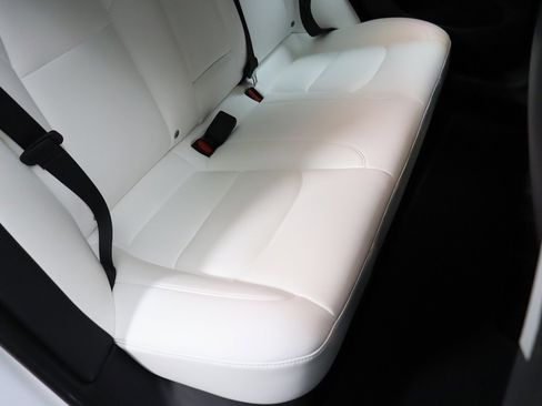 Used 2023 Tesla Model 3 Standard Range RWD image 62