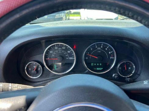 Used 2015 Jeep Wrangler Unlimited Sport w/ Quick Order Package 24S AWD/4WD image 17