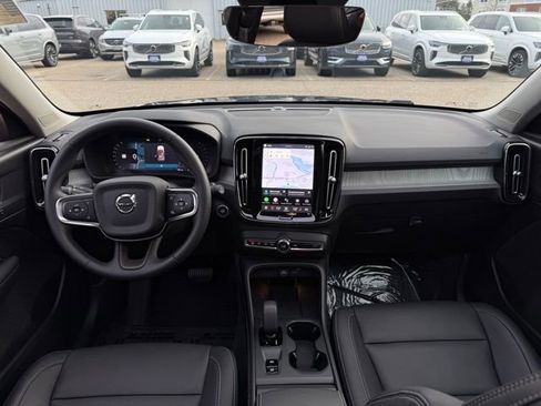 New 2026 Volvo XC40 B5 Core w/ Protection Package Premier AWD/4WD image 15